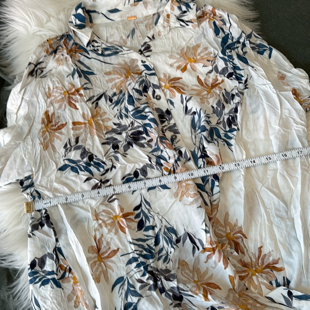 F R E E P E O P L E Tropical Button Down Blouse - image 5